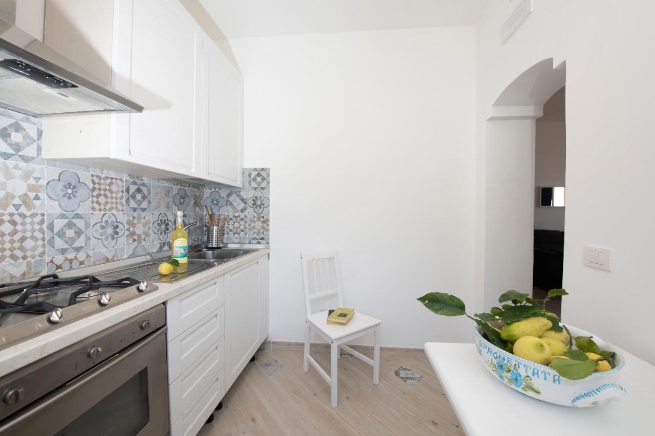 Amalfi Venere House -Balcony & Seaview Apartment Екстериор снимка